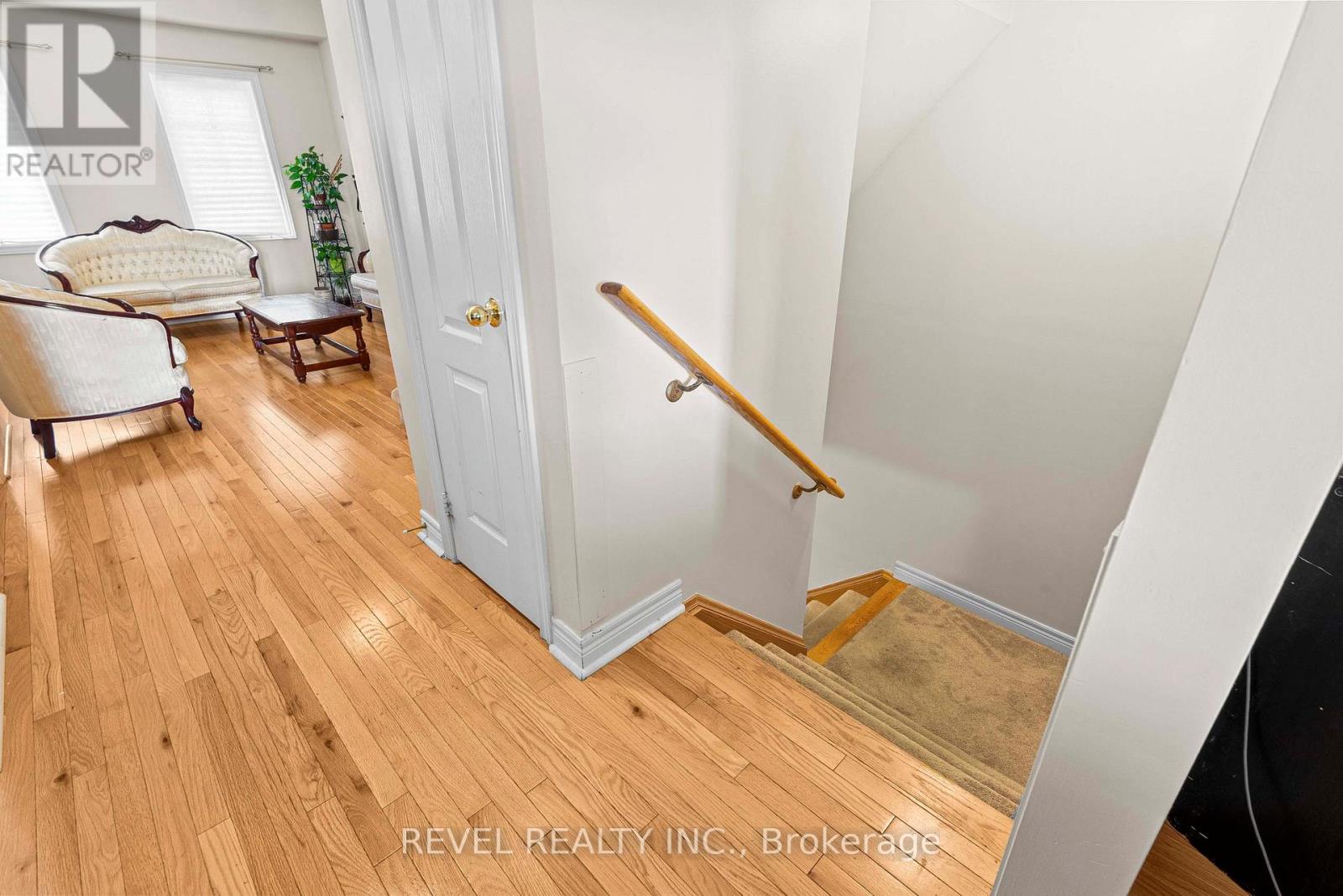1516 Shepway Mews, Pickering, Ontario  L1X 0C7 - Photo 12 - E12483385