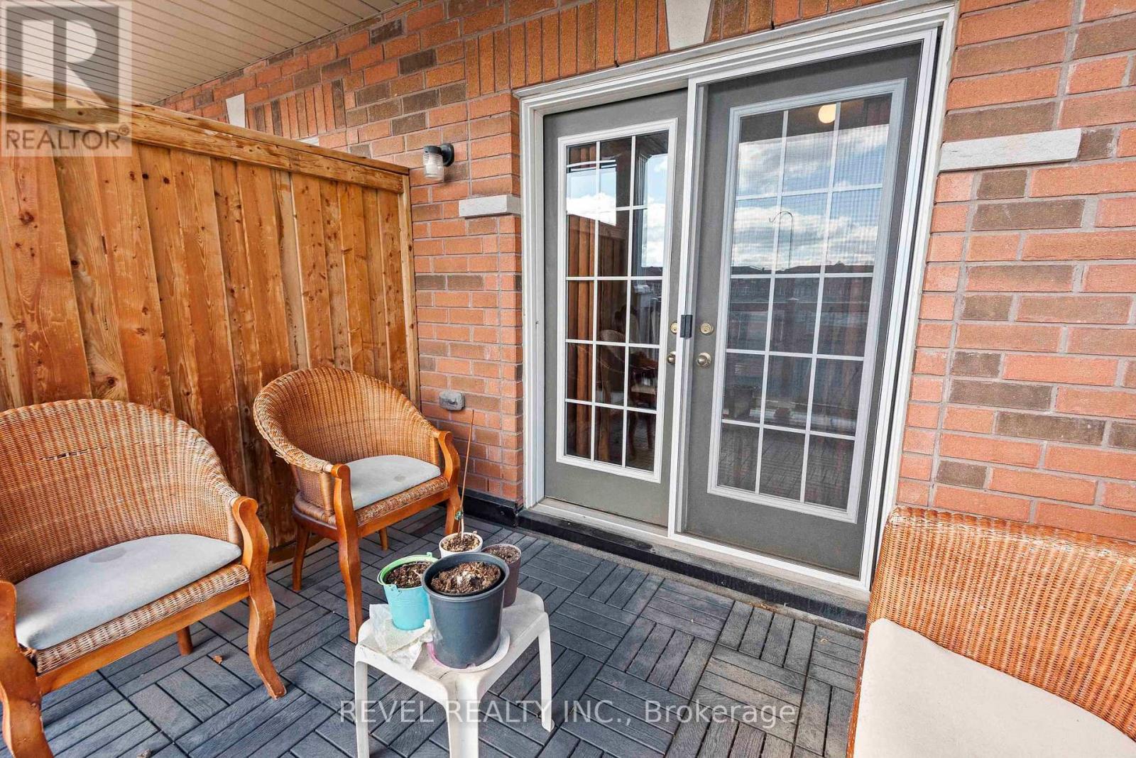 1516 Shepway Mews, Pickering, Ontario  L1X 0C7 - Photo 16 - E12483385
