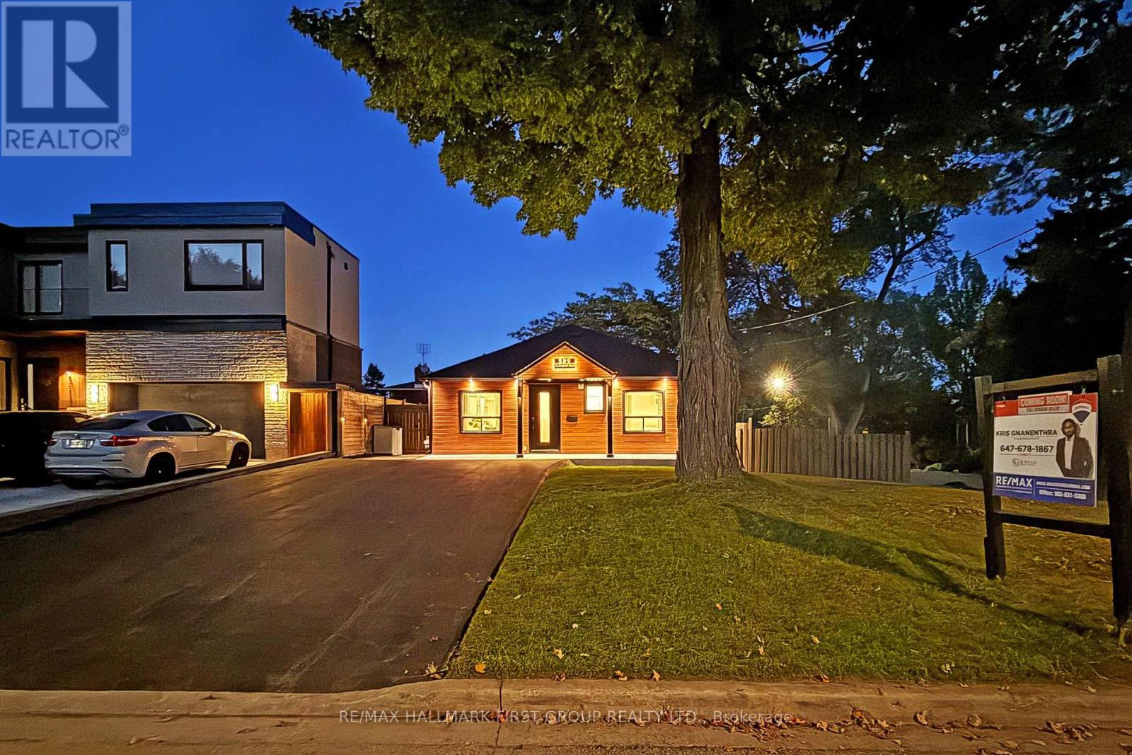 589 Marksbury Road, Pickering, Ontario  L1W 2T1 - Photo 2 - E12483402