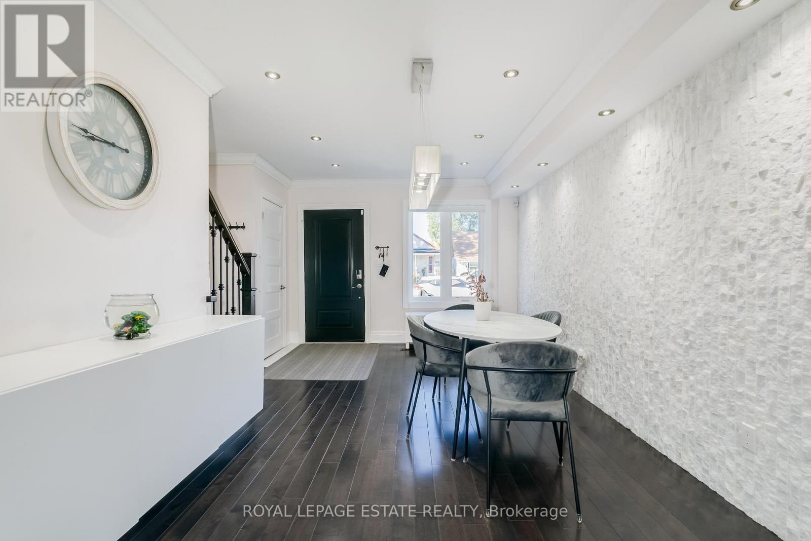 141 South Edgely Avenue, Toronto, Ontario  M1N 3L3 - Photo 4 - E12483452