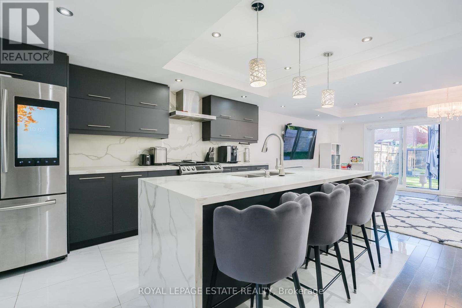 141 South Edgely Avenue, Toronto, Ontario  M1N 3L3 - Photo 6 - E12483452