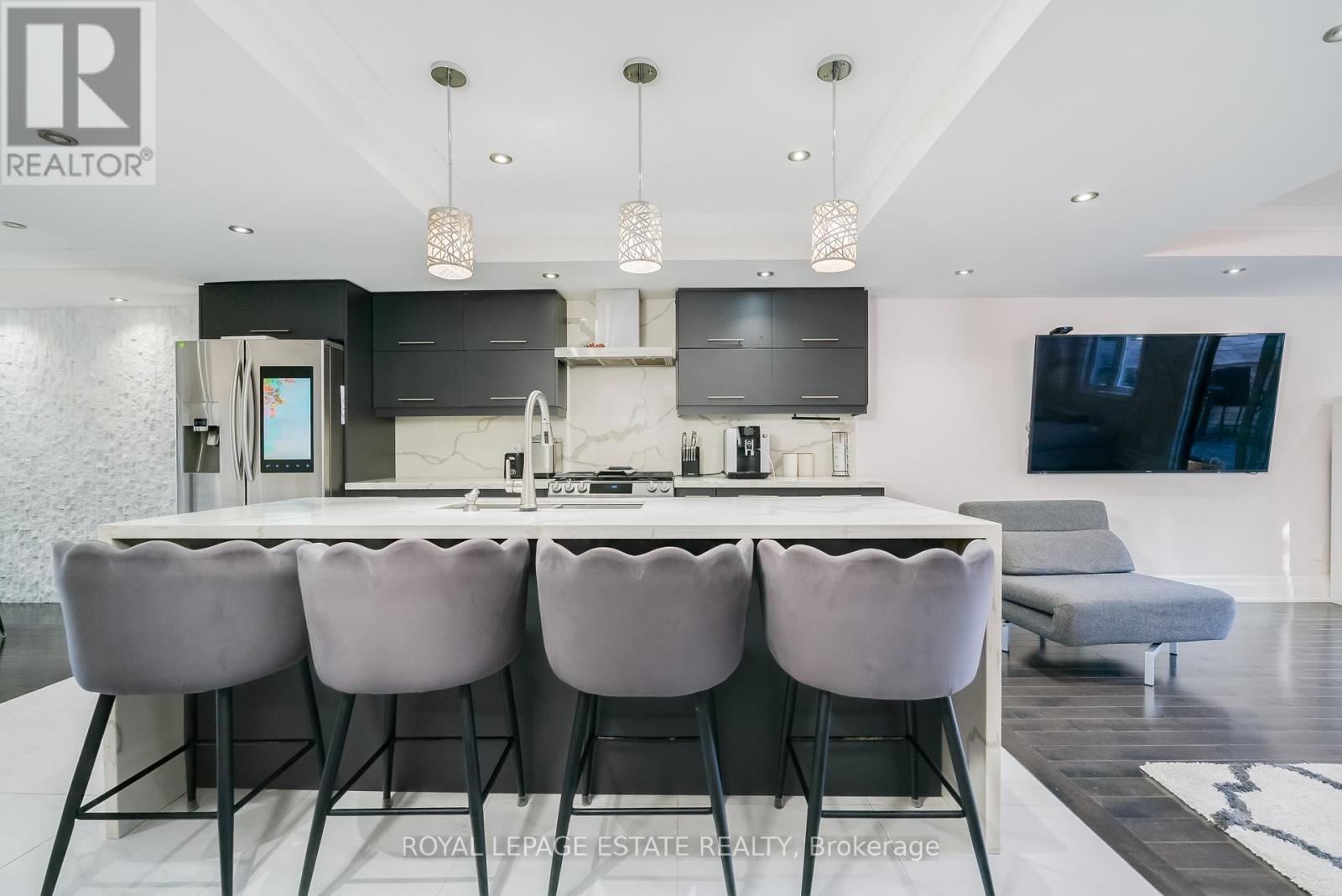 141 South Edgely Avenue, Toronto, Ontario  M1N 3L3 - Photo 7 - E12483452