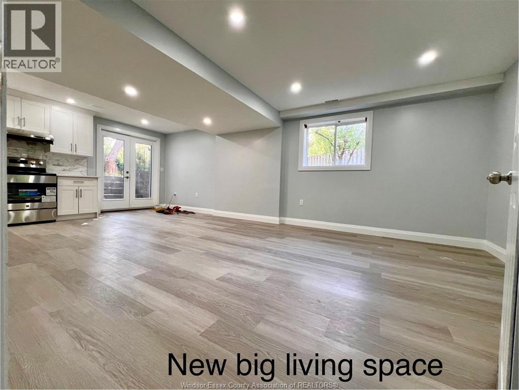 4395 Guppy Court Unit# Lower, Windsor, Ontario  N9G 2N8 - Photo 3 - 25027230