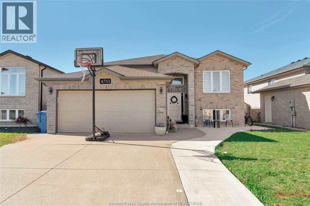 4753 WHITEFISH, Windsor, Ontario