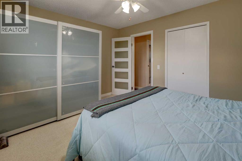 252 Rundleview Drive Ne, Calgary, Alberta  T1Y 1H8 - Photo 18 - A2233161