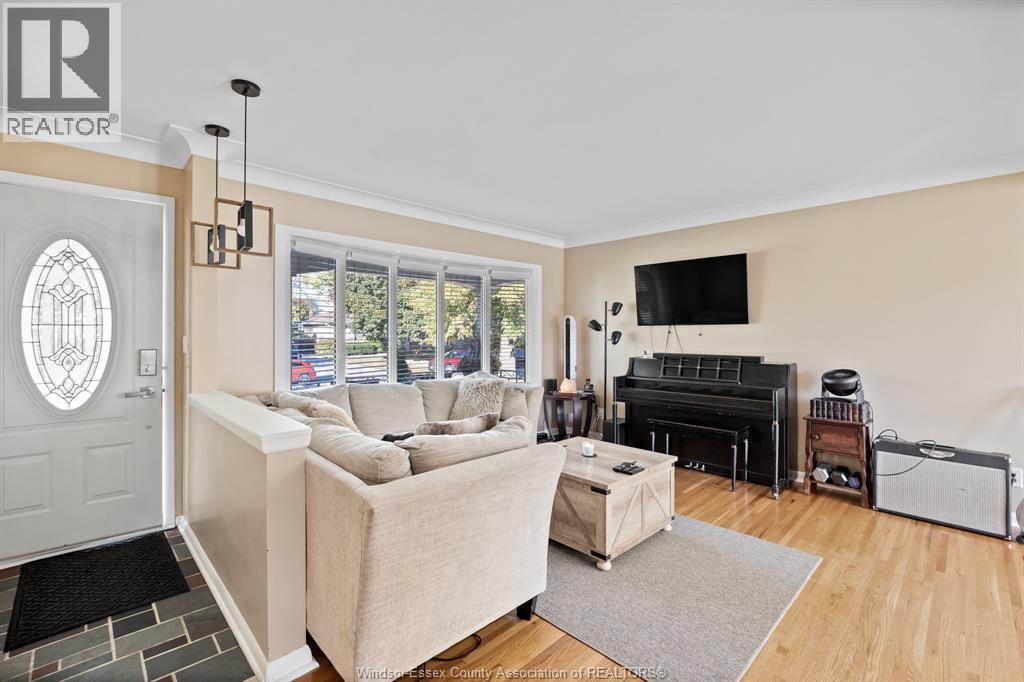 932 Greendale, Windsor, Ontario  N8S 4B3 - Photo 19 - 25027231