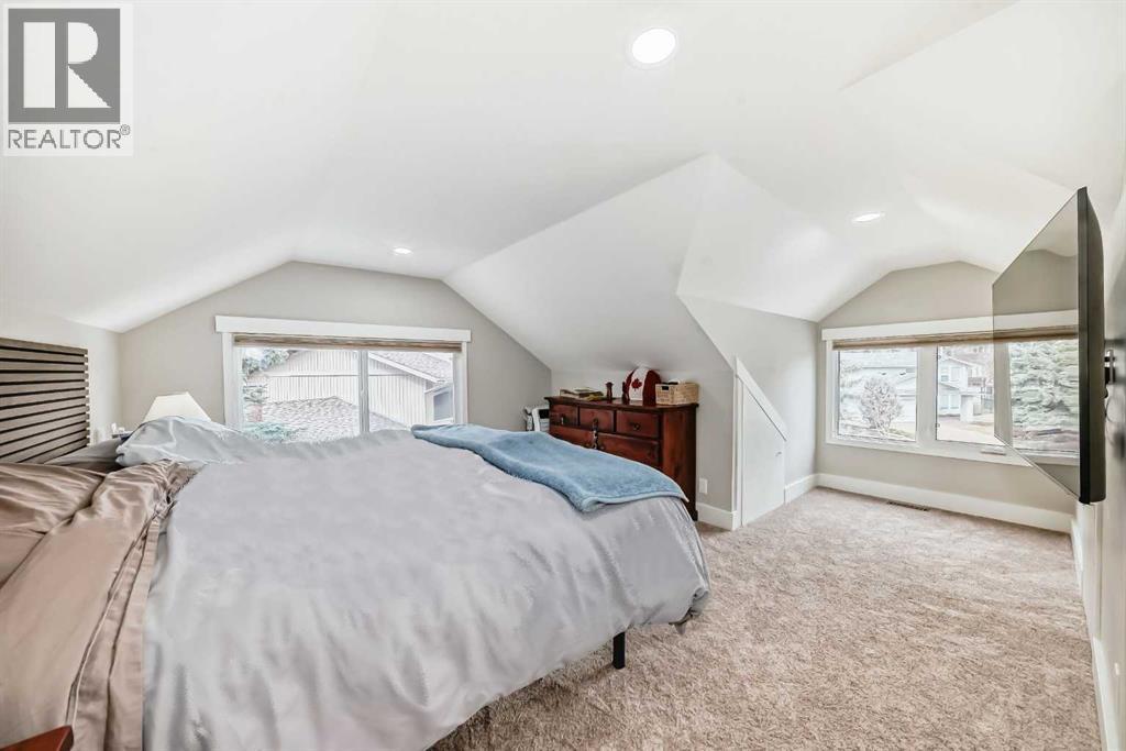 119 Pump Hill Bay Sw, Calgary, Alberta  T2V 4L6 - Photo 23 - A2253037