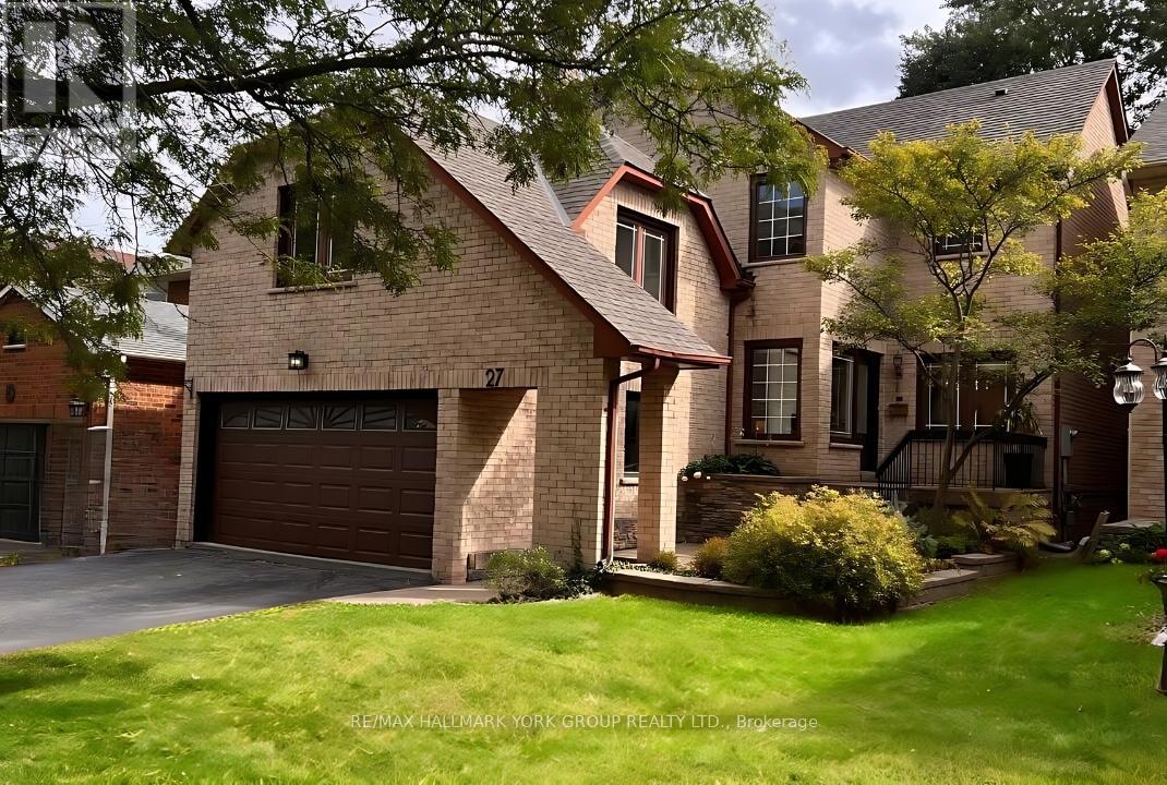 27 MURDOCK AVENUE, Aurora, Ontario