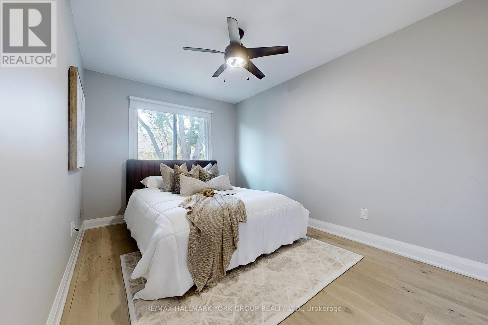 27 Murdock Avenue, Aurora, Ontario  L4G 5E7 - Photo 27 - N12483332