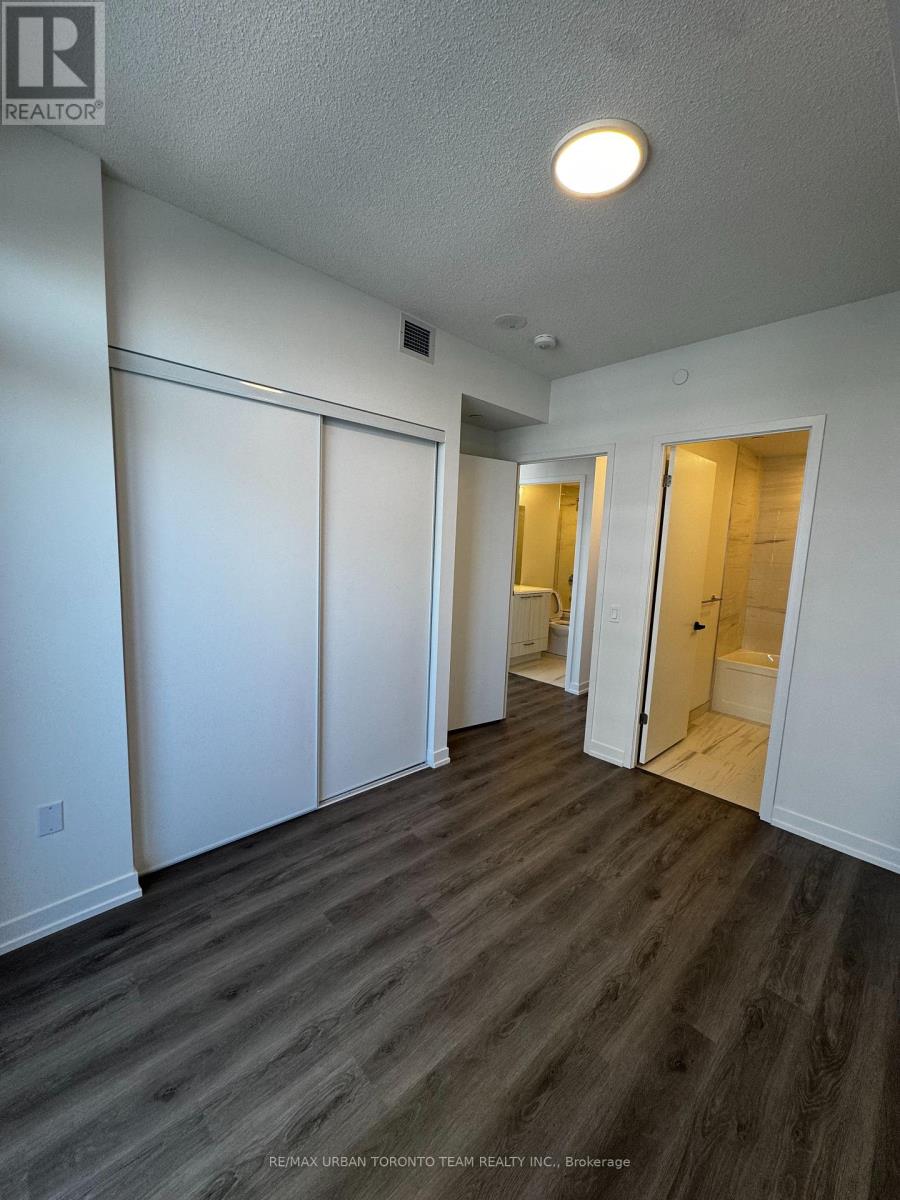 1202 - 225 Commerce Street, Vaughan, Ontario  L4K 0R1 - Photo 6 - N12483355