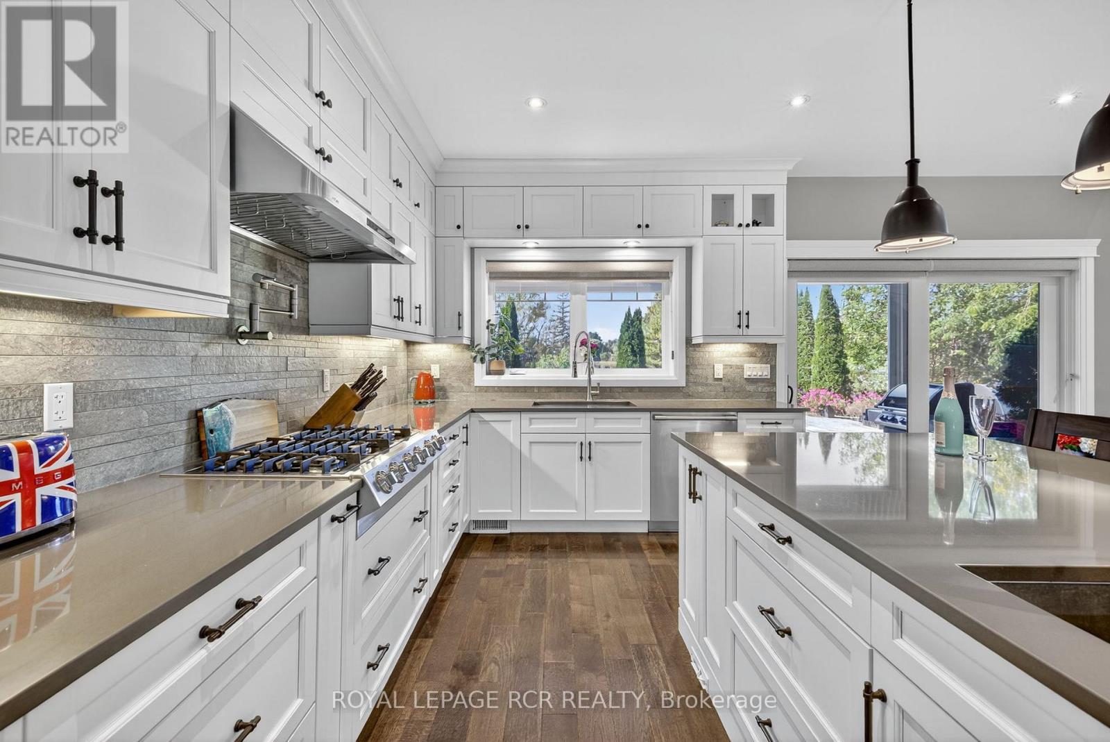 20572 Yonge Street, East Gwillimbury, Ontario  L9N 0J7 - Photo 17 - N12483364