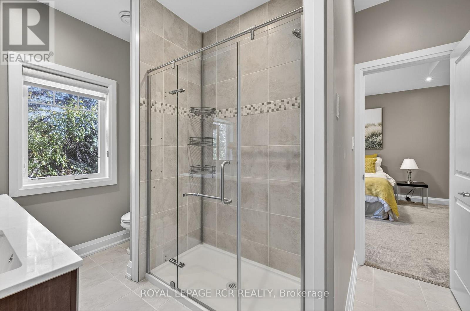 20572 Yonge Street, East Gwillimbury, Ontario  L9N 0J7 - Photo 29 - N12483364