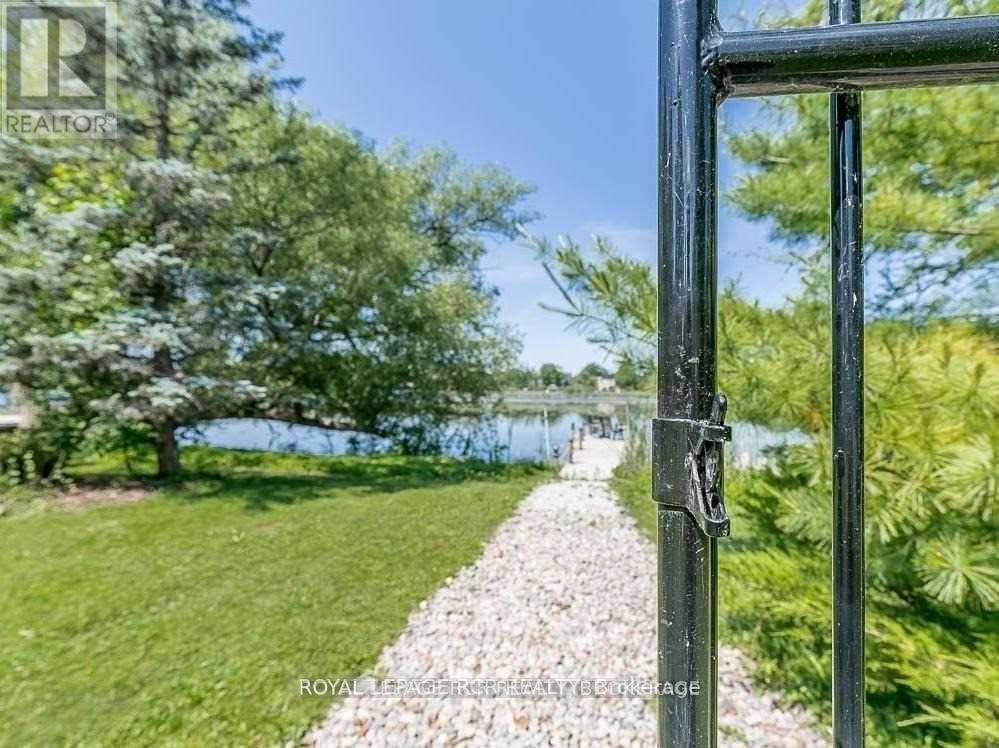 20572 Yonge Street, East Gwillimbury, Ontario  L9N 0J7 - Photo 43 - N12483364