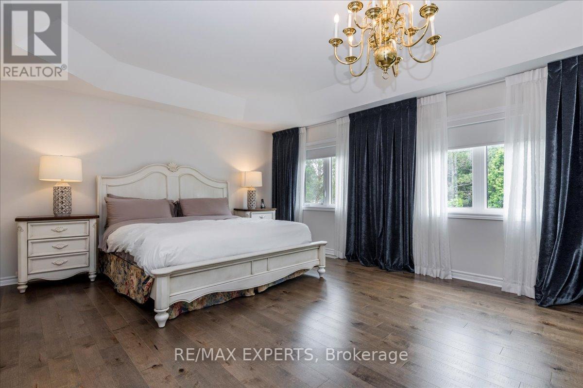 12 Mount Crescent, Essa, Ontario  L3W 0N4 - Photo 21 - N12483419