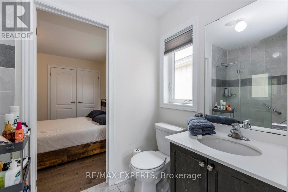 12 Mount Crescent, Essa, Ontario  L3W 0N4 - Photo 29 - N12483419