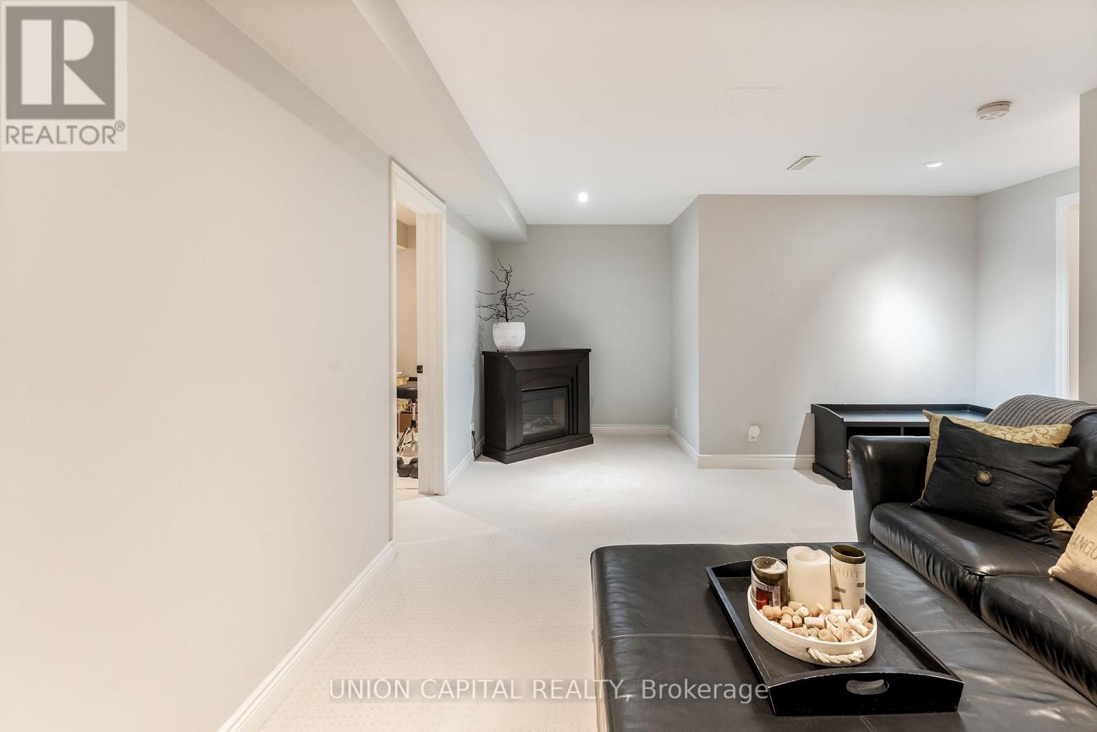 123 Imperial Crescent, Bradford West Gwillimbury (Bradford), Ontario  L3Z 2N3 - Photo 38 - N12483433