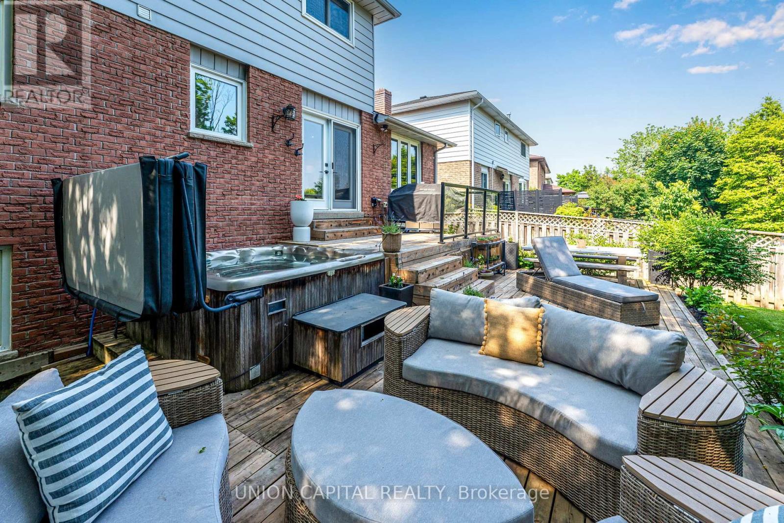 123 Imperial Crescent, Bradford West Gwillimbury (Bradford), Ontario  L3Z 2N3 - Photo 5 - N12483433