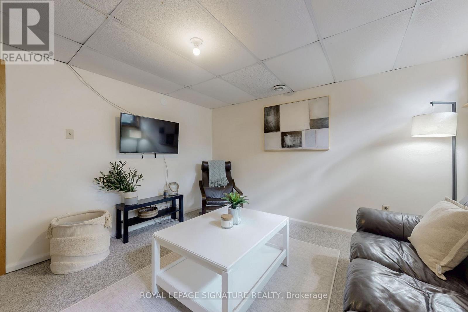 339 Boyer Street, Whitchurch-Stouffville, Ontario  L4A 7V9 - Photo 21 - N12483463