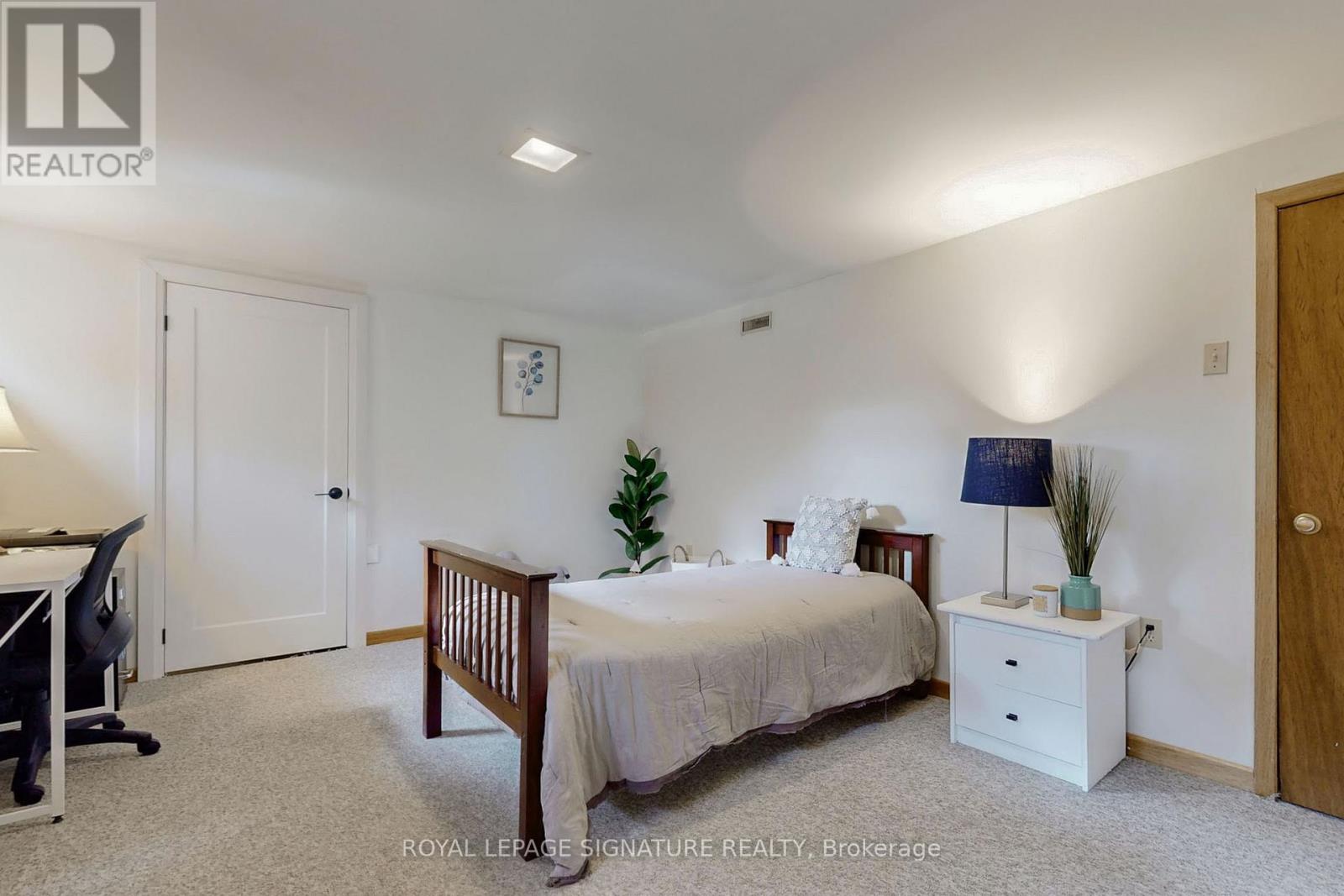 339 Boyer Street, Whitchurch-Stouffville, Ontario  L4A 7V9 - Photo 23 - N12483463