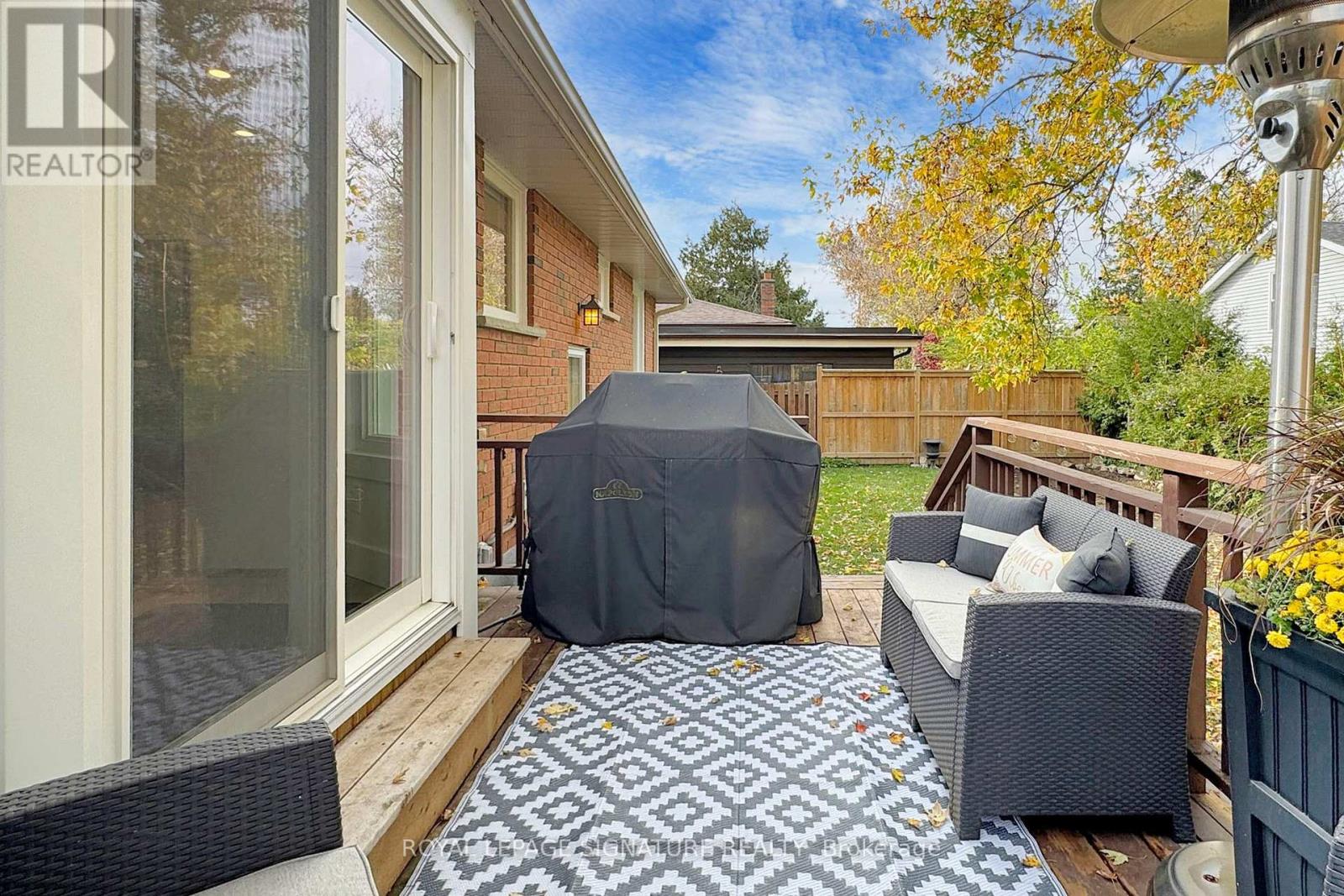 339 Boyer Street, Whitchurch-Stouffville, Ontario  L4A 7V9 - Photo 25 - N12483463