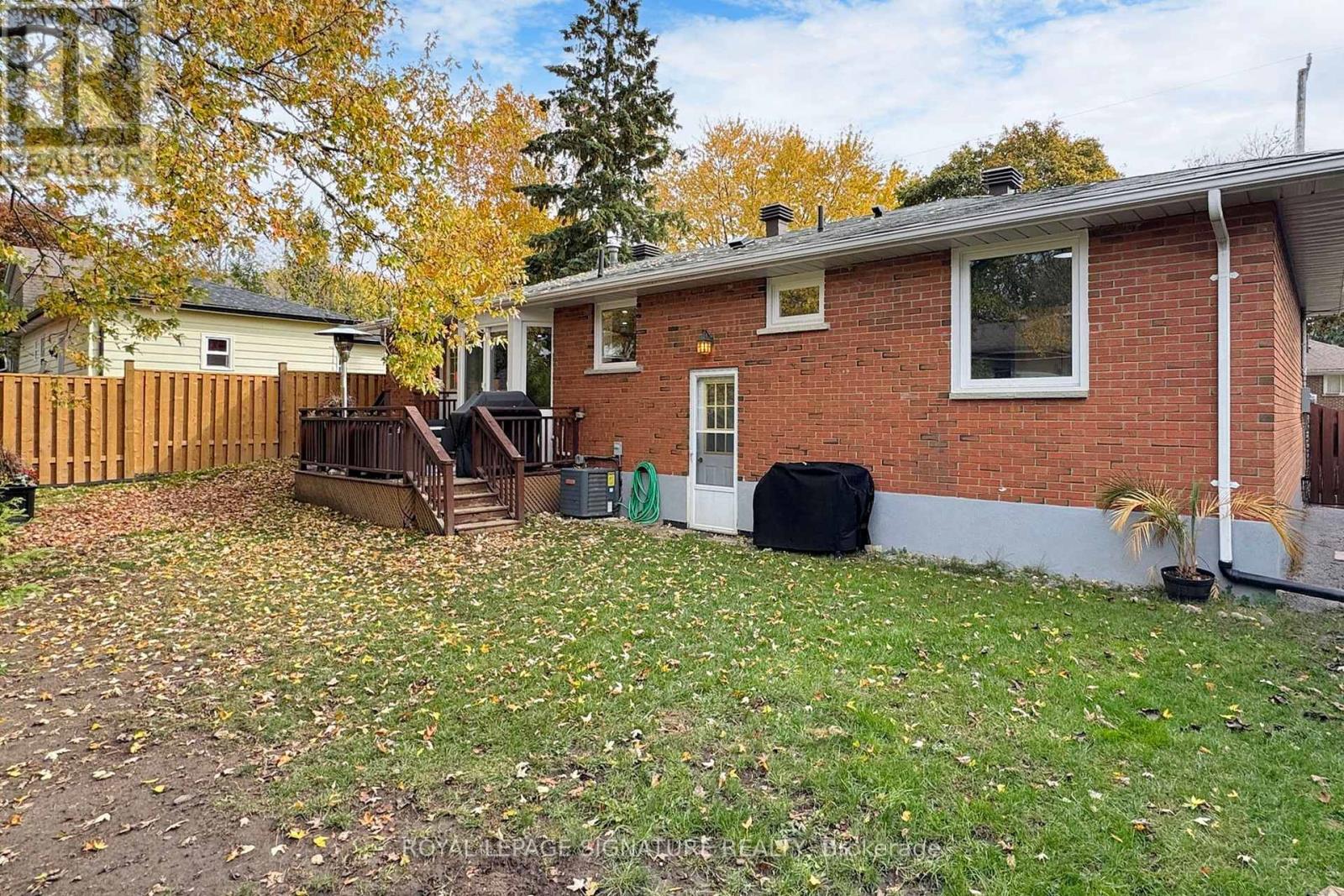 339 Boyer Street, Whitchurch-Stouffville, Ontario  L4A 7V9 - Photo 26 - N12483463
