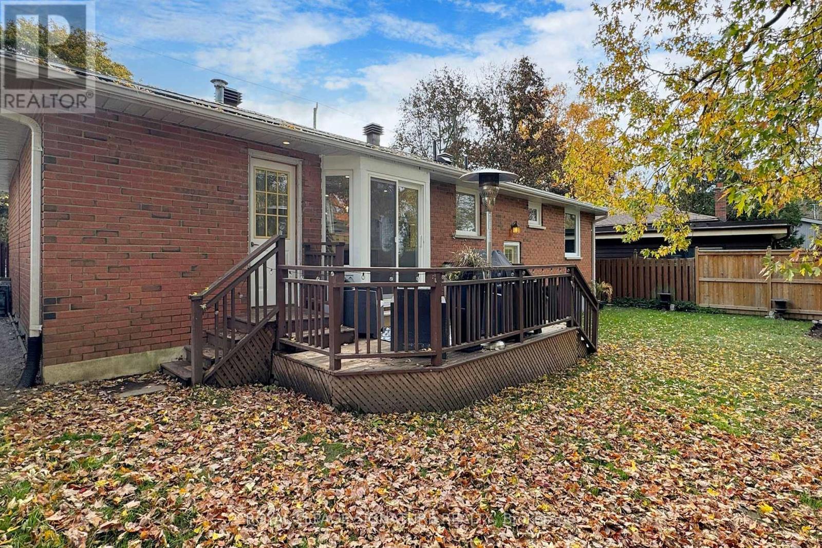 339 Boyer Street, Whitchurch-Stouffville, Ontario  L4A 7V9 - Photo 27 - N12483463