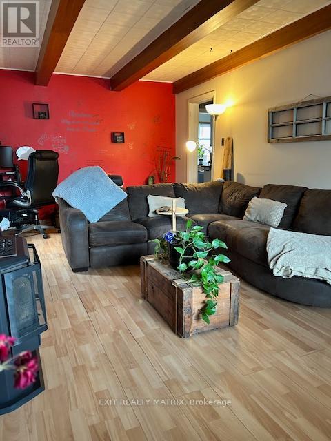 376 Telegraph Road, Alfred And Plantagenet, Ontario  K0B 1A0 - Photo 14 - X12482484