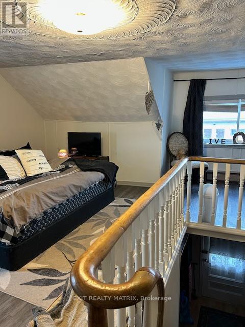 376 Telegraph Road, Alfred And Plantagenet, Ontario  K0B 1A0 - Photo 16 - X12482484