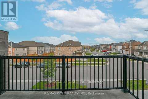 72 Brown Bear Street, Barrie, Ontario  L9J 0H8 - Photo 35 - S12482773