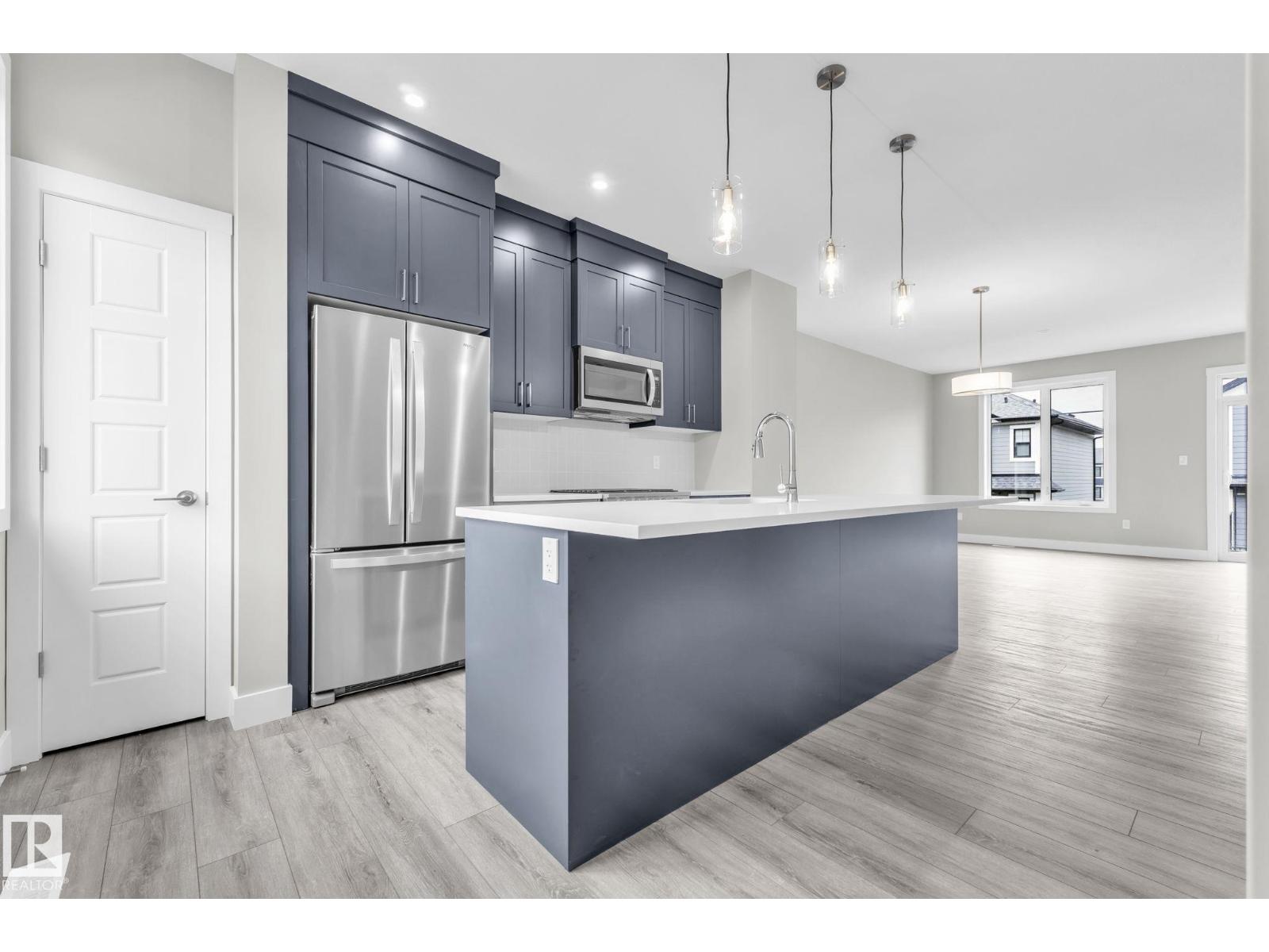 #9 6905 25 Av Sw, Edmonton, Alberta  T6X 3B7 - Photo 3 - E4463613