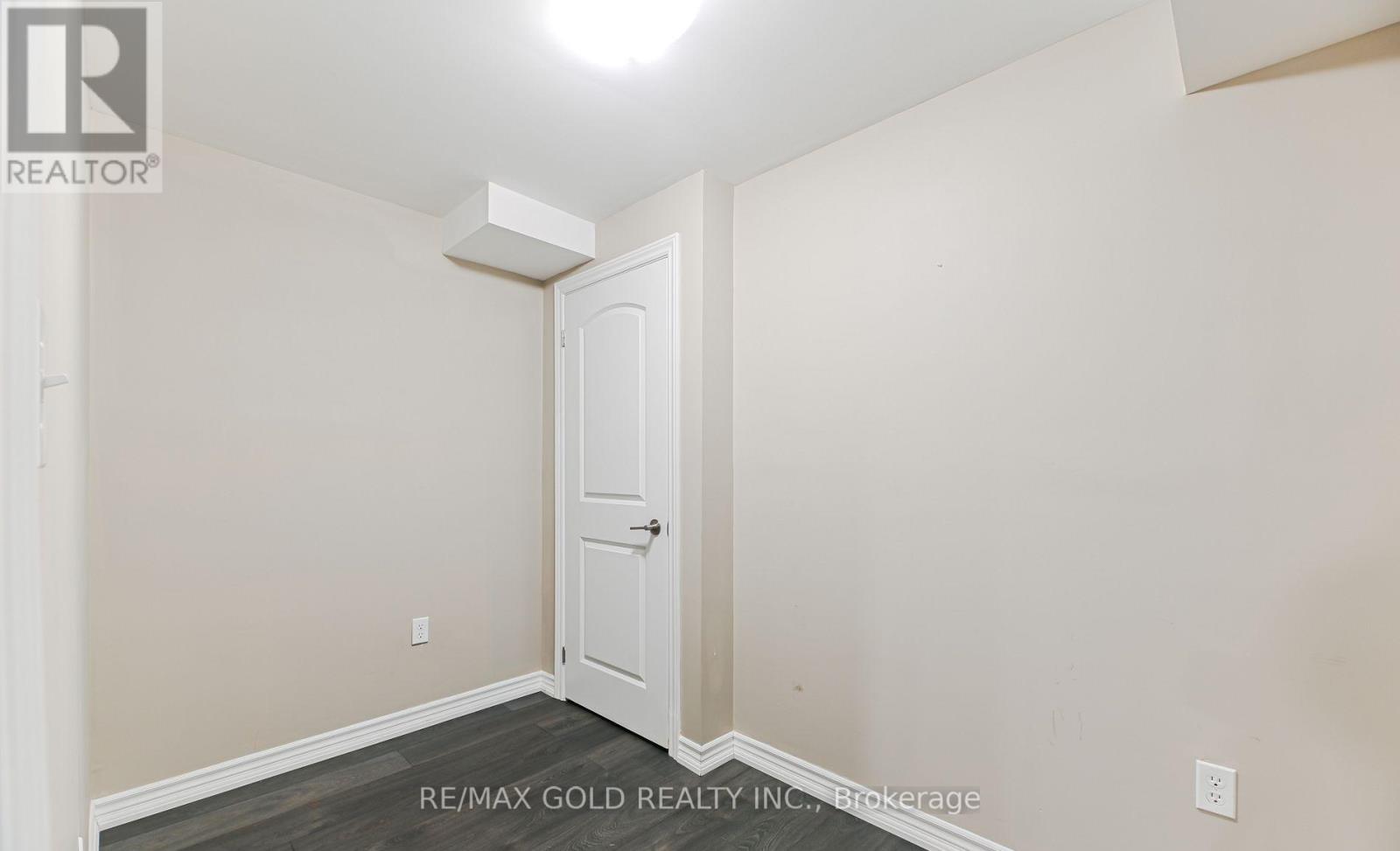 72 Brown Bear Street, Barrie, Ontario  L9J 0H8 - Photo 45 - S12482773