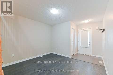 72 Brown Bear Street, Barrie, Ontario  L9J 0H8 - Photo 7 - S12482773