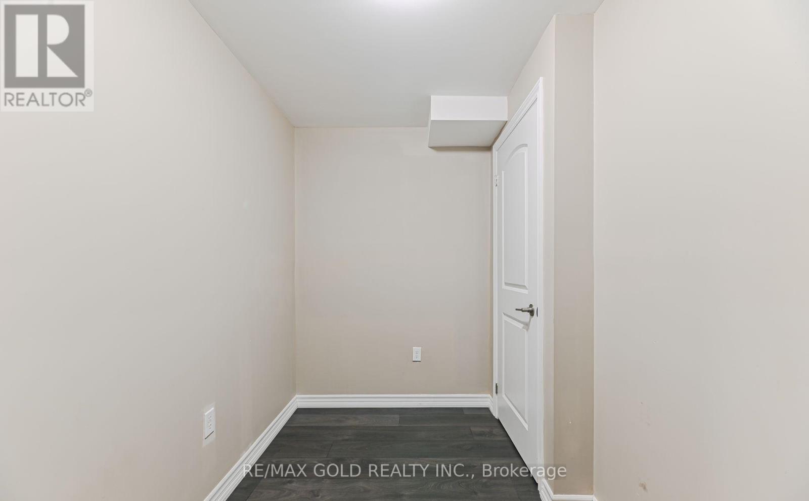 72 Brown Bear Street, Barrie, Ontario  L9J 0H8 - Photo 46 - S12482773