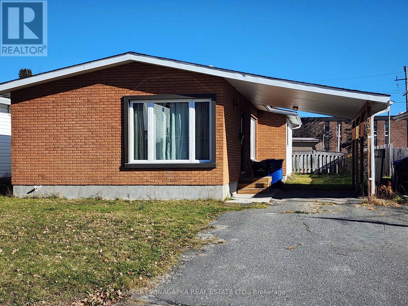 137 Main Street, Kirkland Lake, Ontario  P2N 3G2 - Photo 1 - T12476096