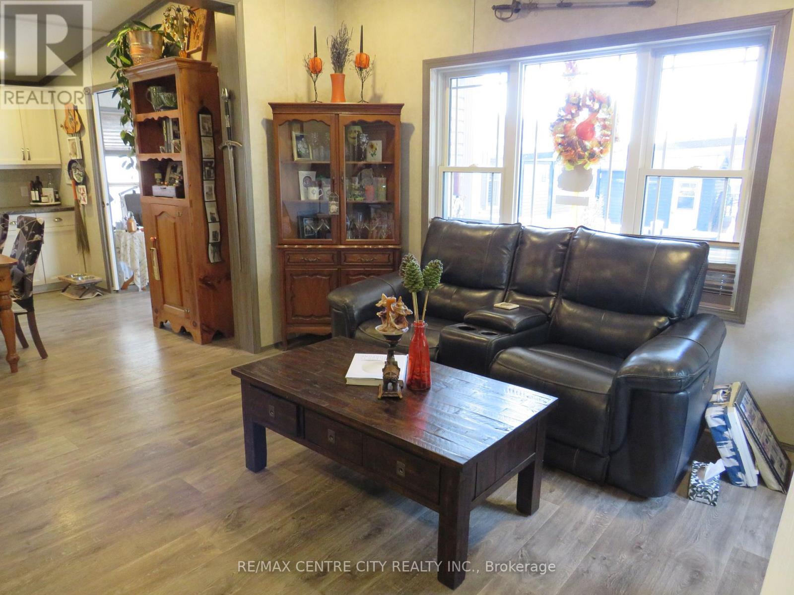 116 - 22790 Amiens Road, Middlesex Centre, Ontario  N0L 1R0 - Photo 9 - X12444254