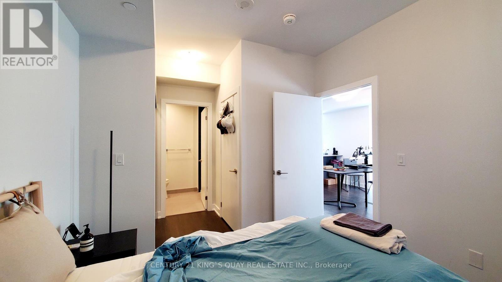 3201 - 4130 Parkside Village Drive, Mississauga, Ontario  L5B 3M8 - Photo 12 - W12483330