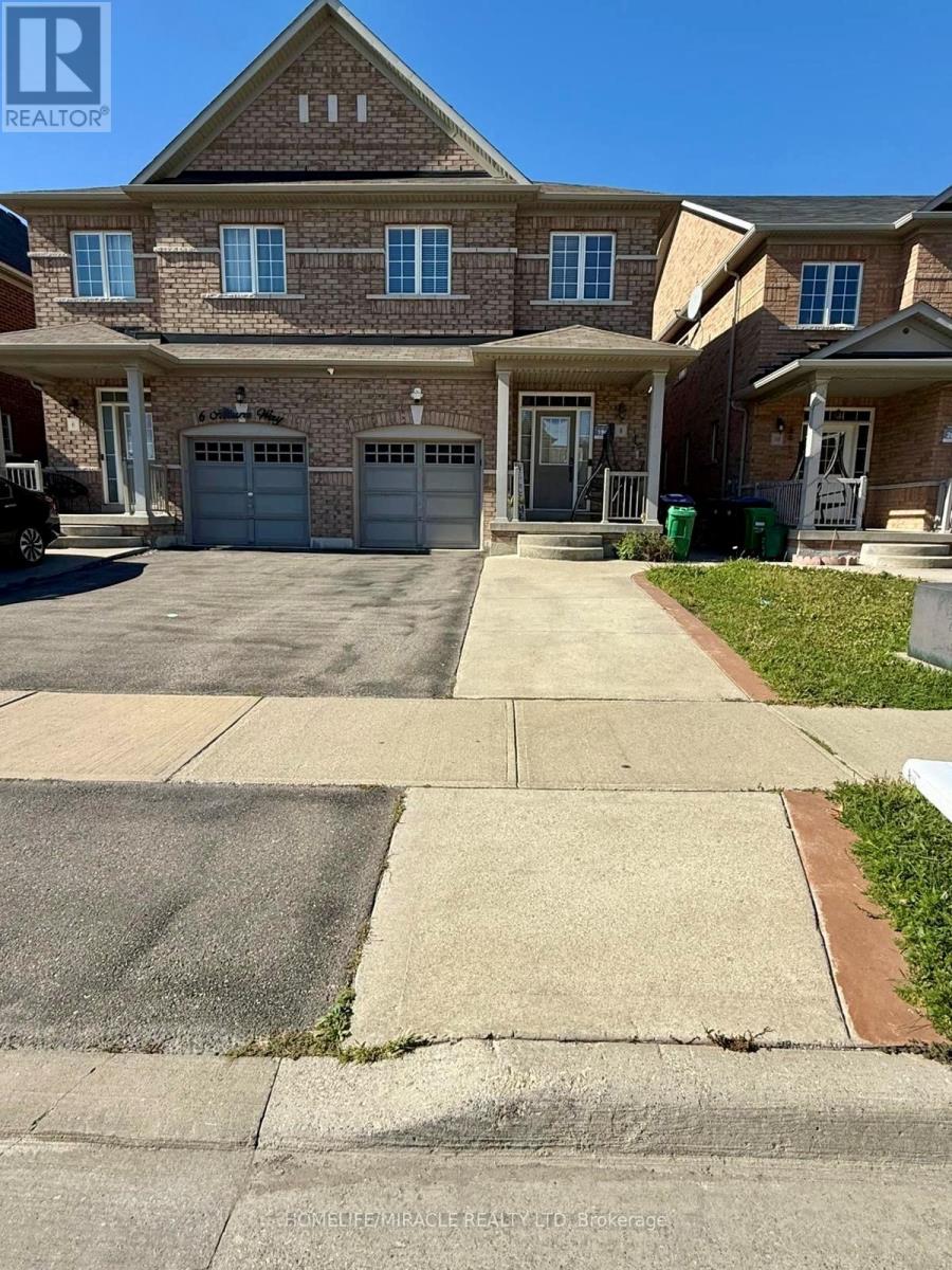 8 ALTURA WAY, Brampton, Ontario