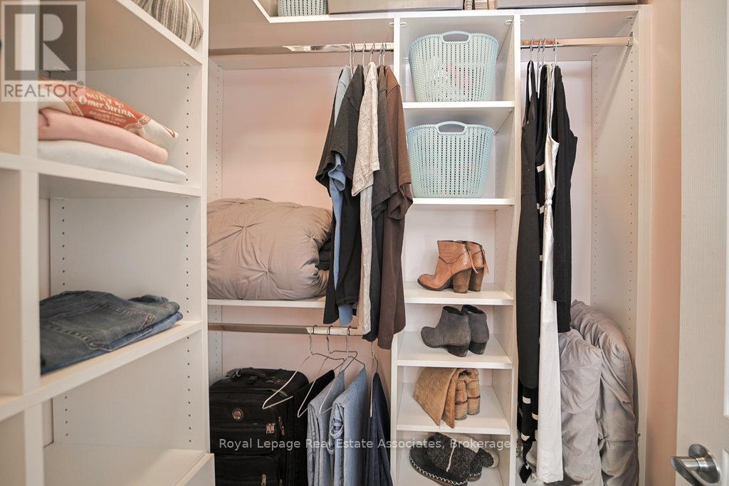 107 - 80 Port Street E, Mississauga, Ontario  L5G 4V6 - Photo 15 - W12483336