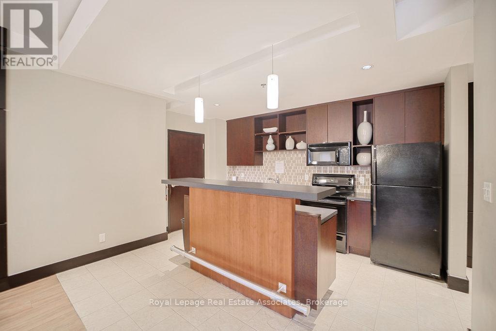 107 - 80 Port Street E, Mississauga, Ontario  L5G 4V6 - Photo 27 - W12483336