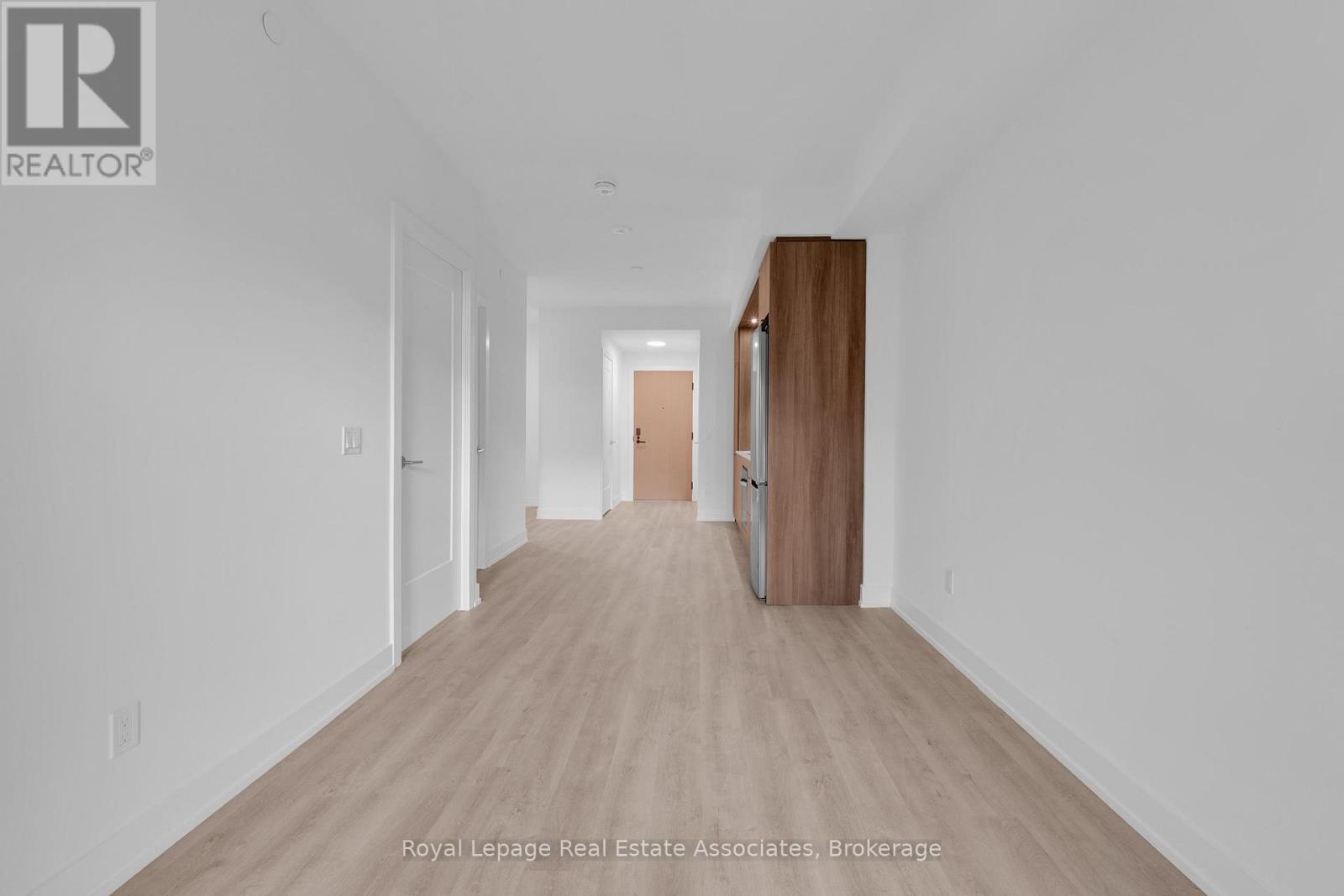 408 - 60 Cental Park Roadway, Toronto, Ontario  M9A 0E6 - Photo 19 - W12483342