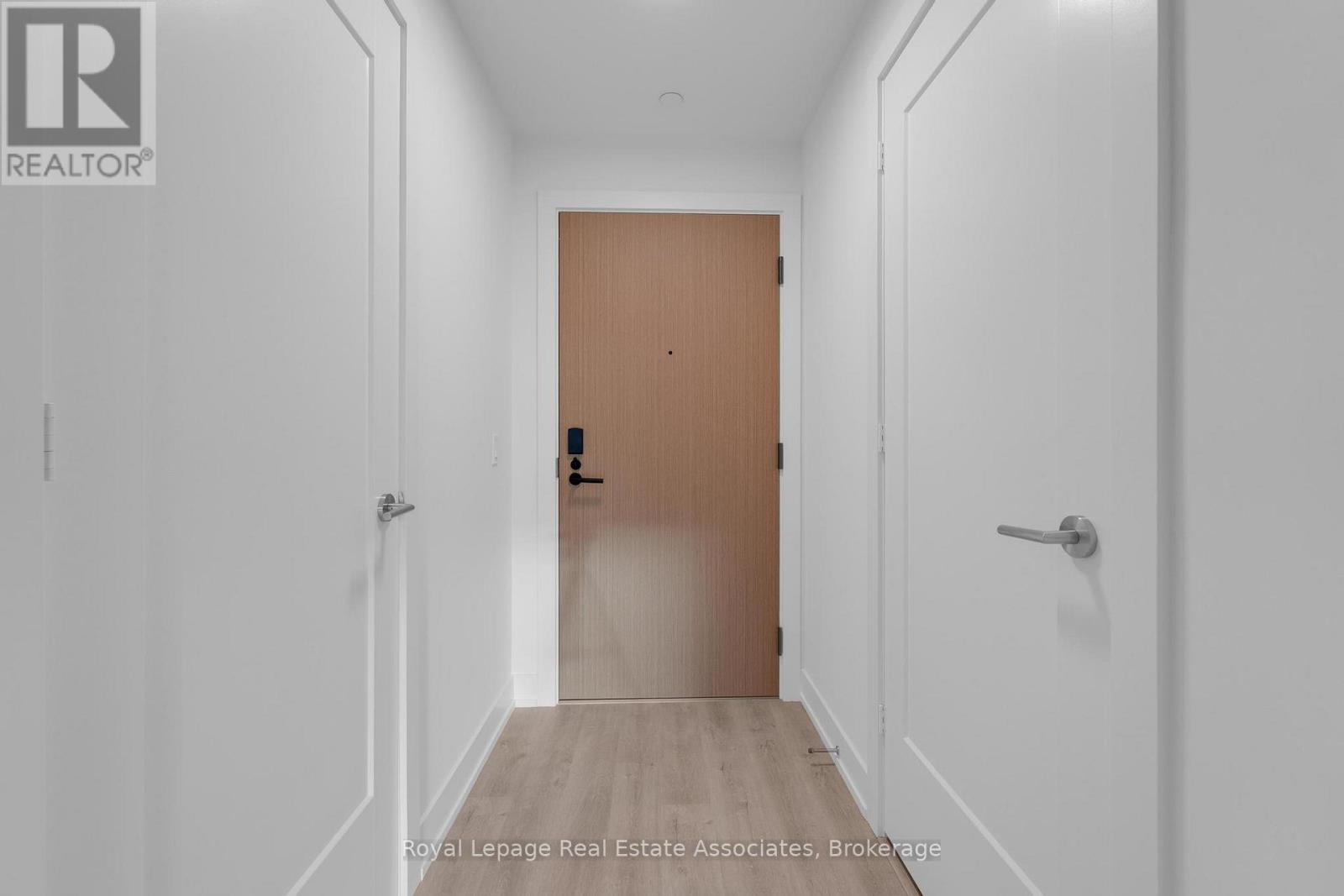 408 - 60 Cental Park Roadway, Toronto, Ontario  M9A 0E6 - Photo 22 - W12483342