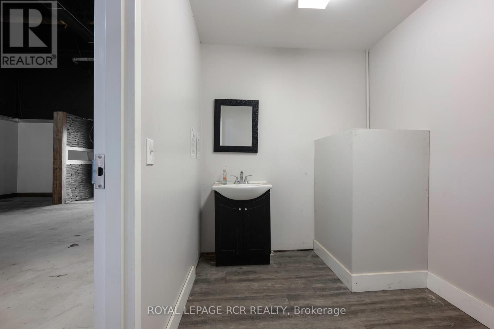 6 - 10 Centennial Road, Orangeville, Ontario  L9W 1P8 - Photo 13 - W12483362