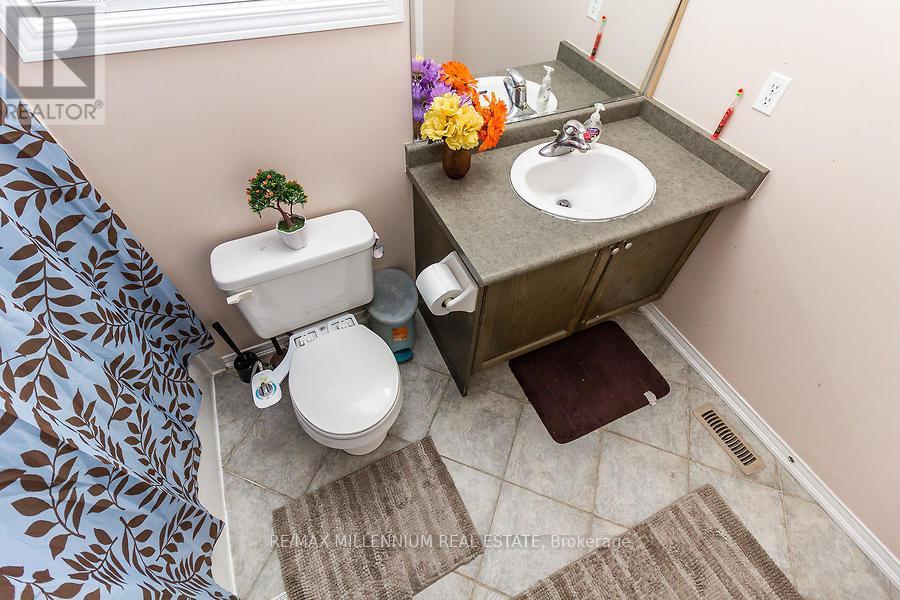 9 Revelstoke Place, Brampton, Ontario  L6R 3G3 - Photo 28 - W12483371