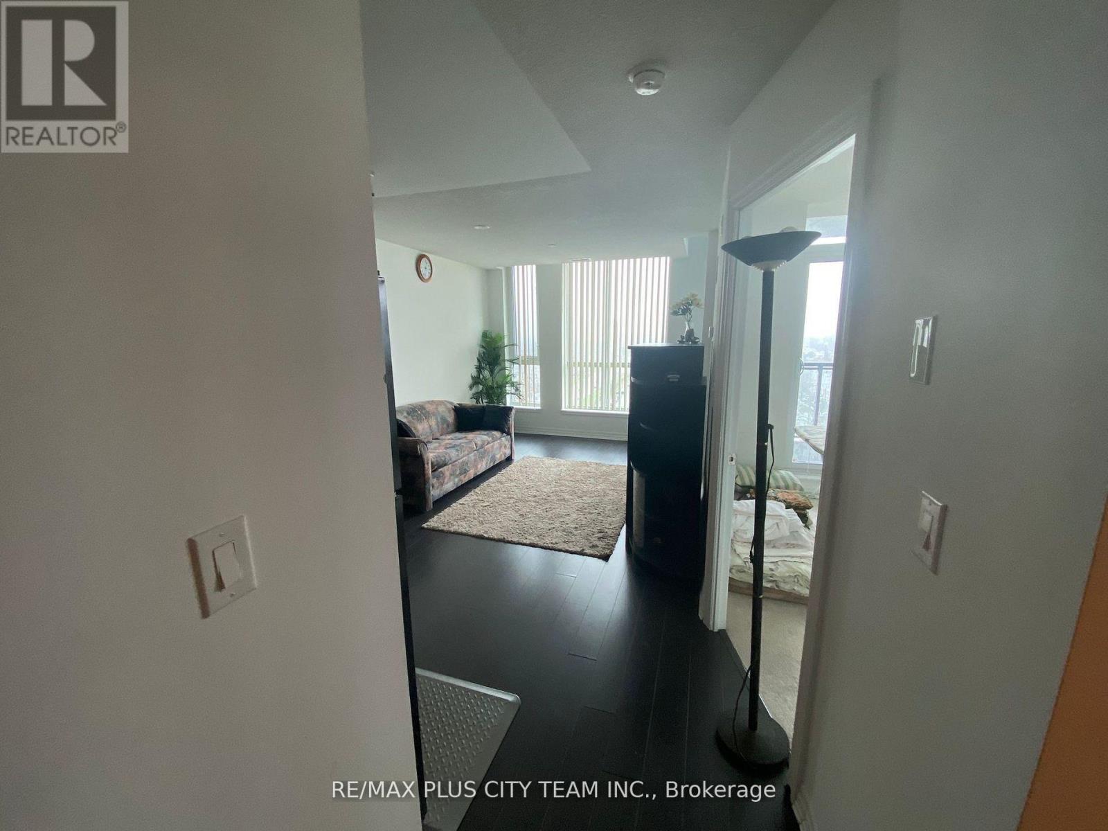 1115 - 80 Esther Lorrie Drive N, Toronto, Ontario  M9W 4V1 - Photo 2 - W12483399
