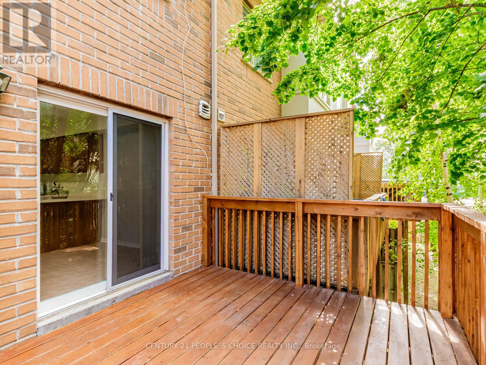 5 - 27 West Dean Park Drive, Toronto, Ontario  M9B 2R5 - Photo 28 - W12483400