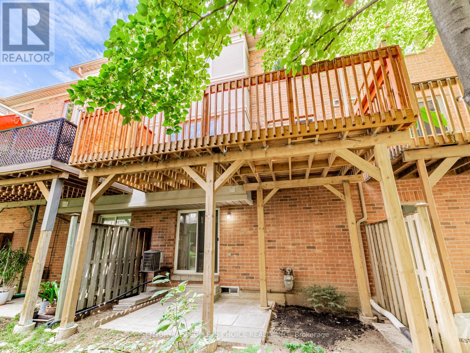 5 - 27 West Dean Park Drive, Toronto, Ontario  M9B 2R5 - Photo 30 - W12483400