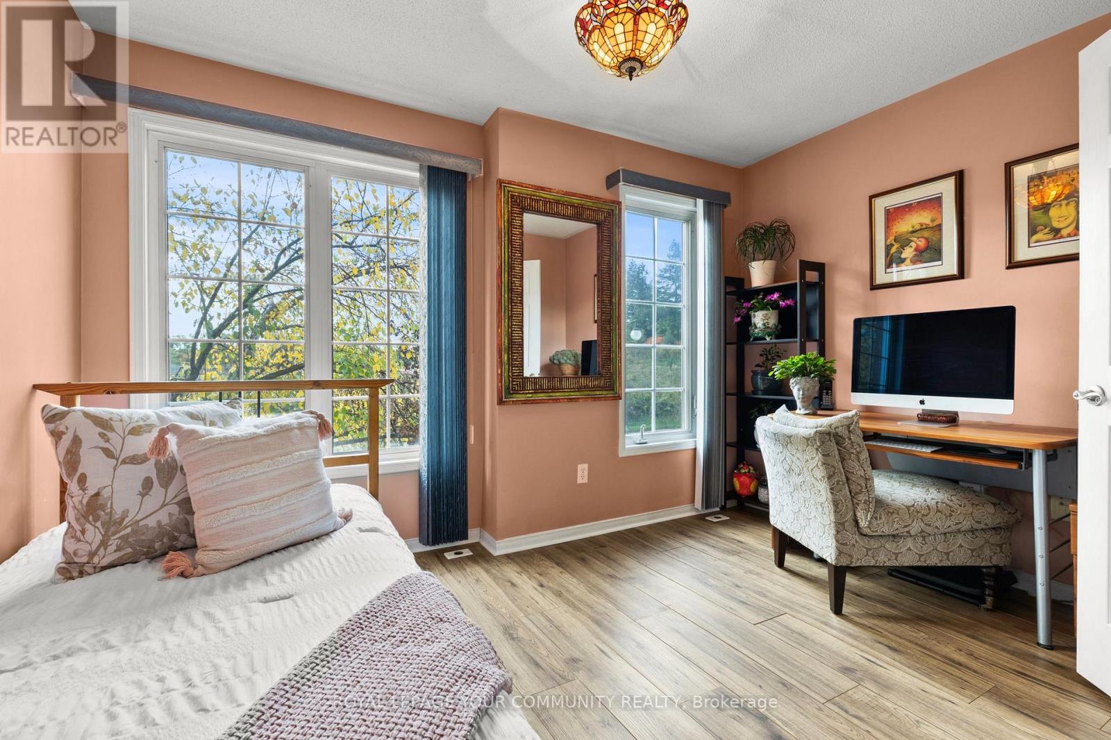 11 - 210 Manitoba Street, Toronto, Ontario  M8Y 4G7 - Photo 14 - W12483412