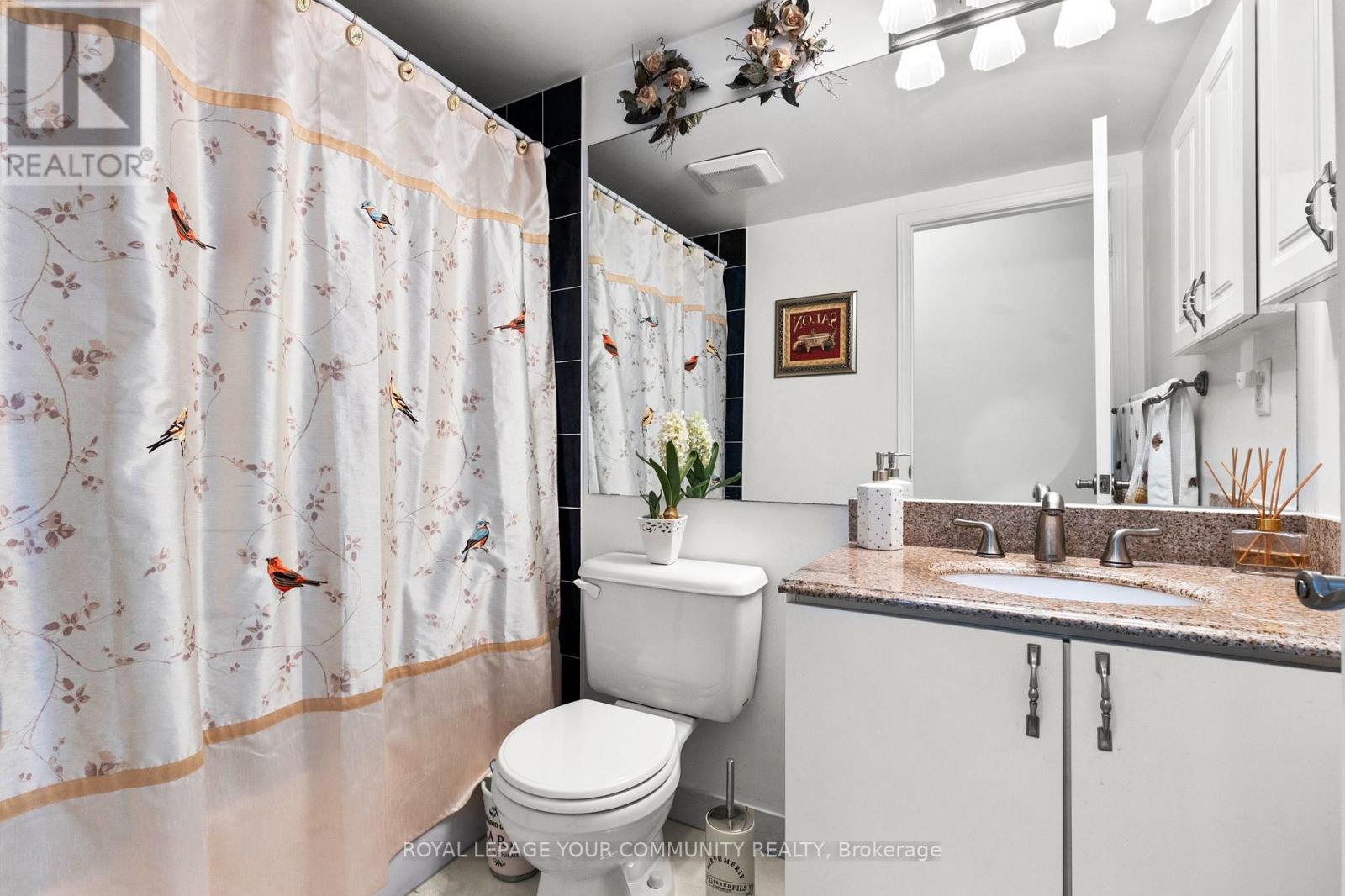 11 - 210 Manitoba Street, Toronto, Ontario  M8Y 4G7 - Photo 17 - W12483412