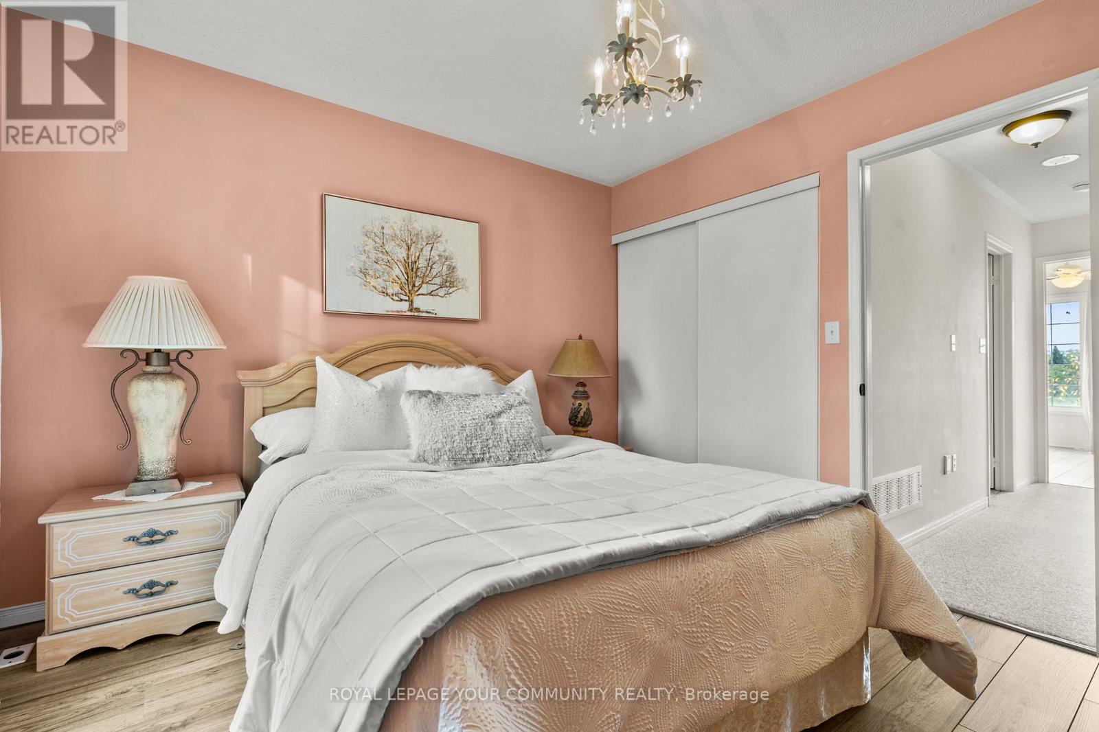 11 - 210 Manitoba Street, Toronto, Ontario  M8Y 4G7 - Photo 22 - W12483412