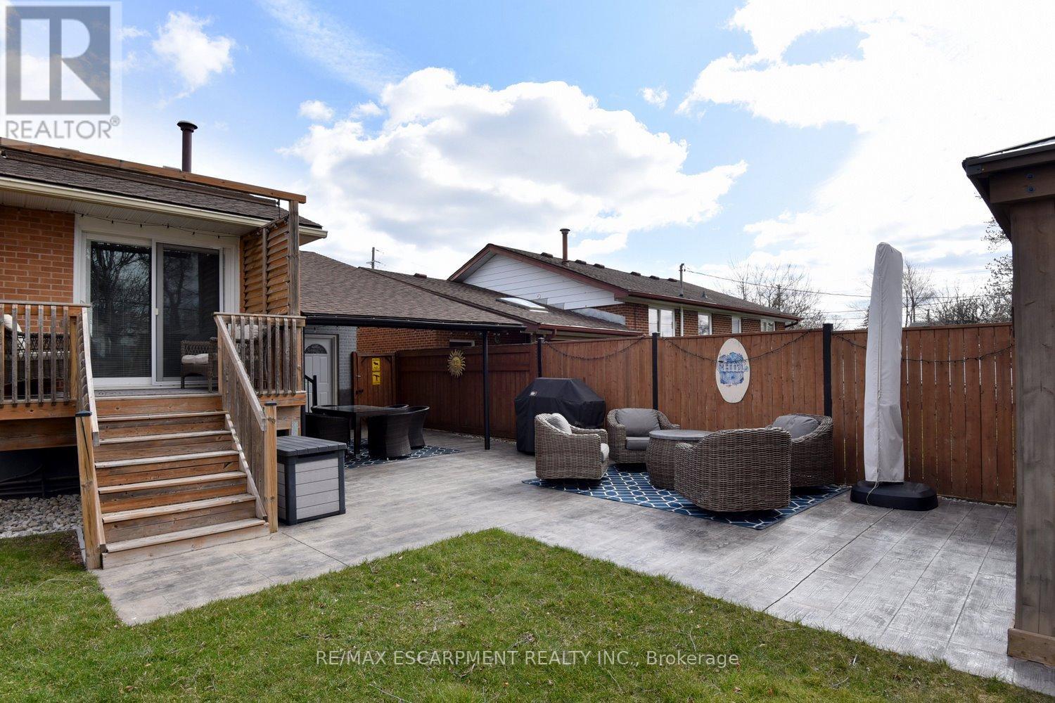1204 Tavistock Drive, Burlington, Ontario  L7P 2N5 - Photo 33 - W12483415